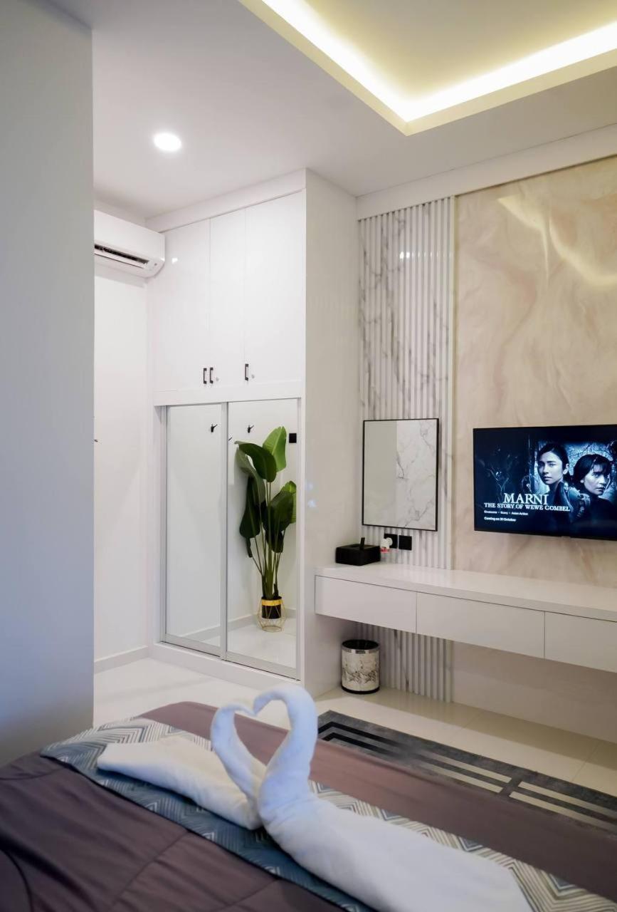 Auranad Tinyhouse Bandar Tanah Merah Wifi Netflix Bagian luar foto