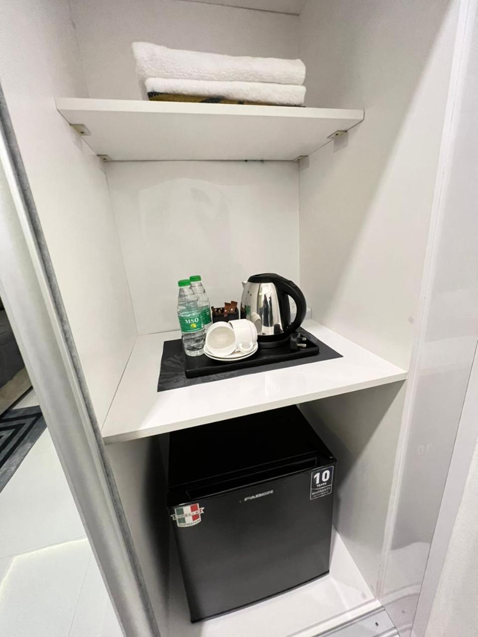 Auranad Tinyhouse Bandar Tanah Merah Wifi Netflix Bagian luar foto