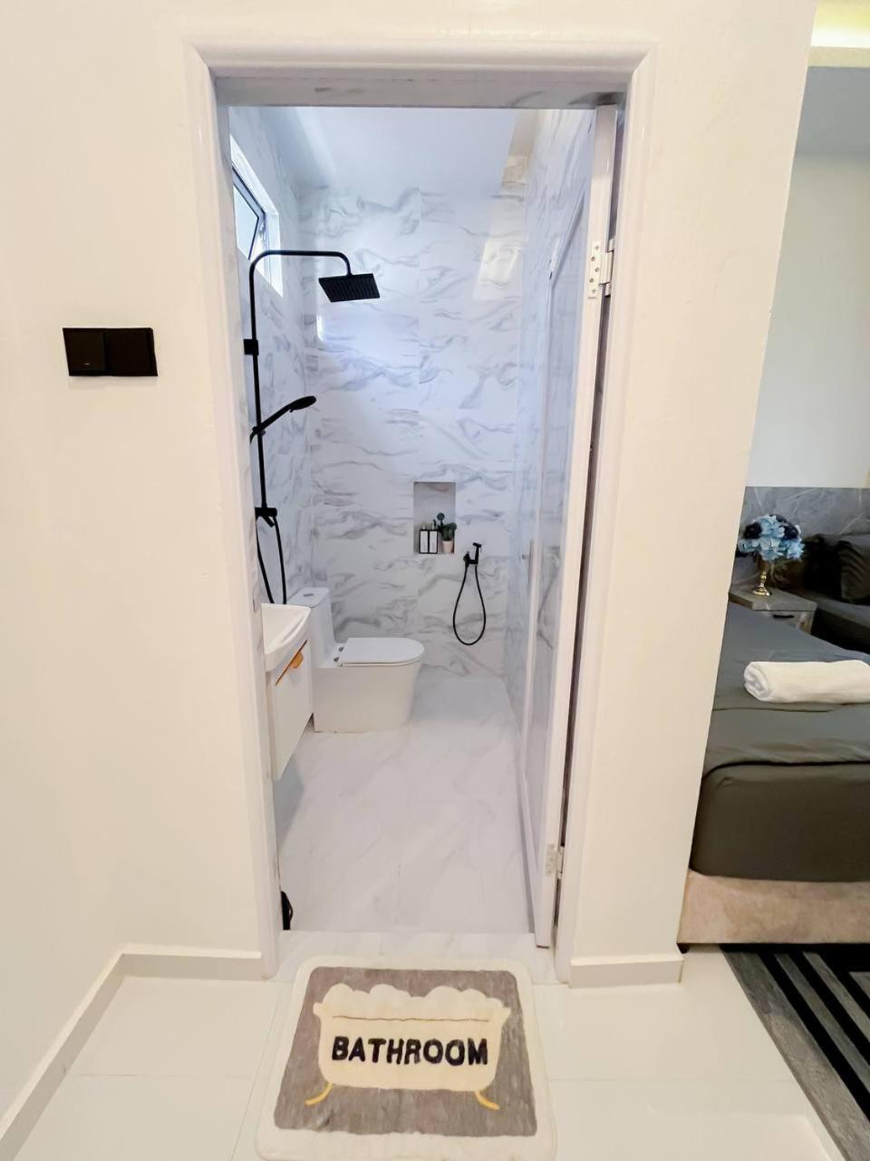 Auranad Tinyhouse Bandar Tanah Merah Wifi Netflix Bagian luar foto