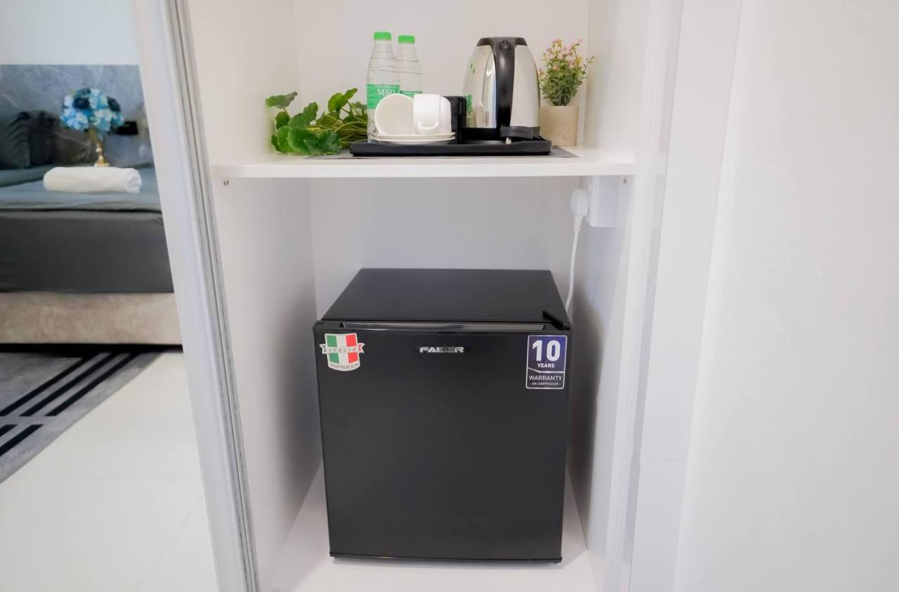 Auranad Tinyhouse Bandar Tanah Merah Wifi Netflix Bagian luar foto